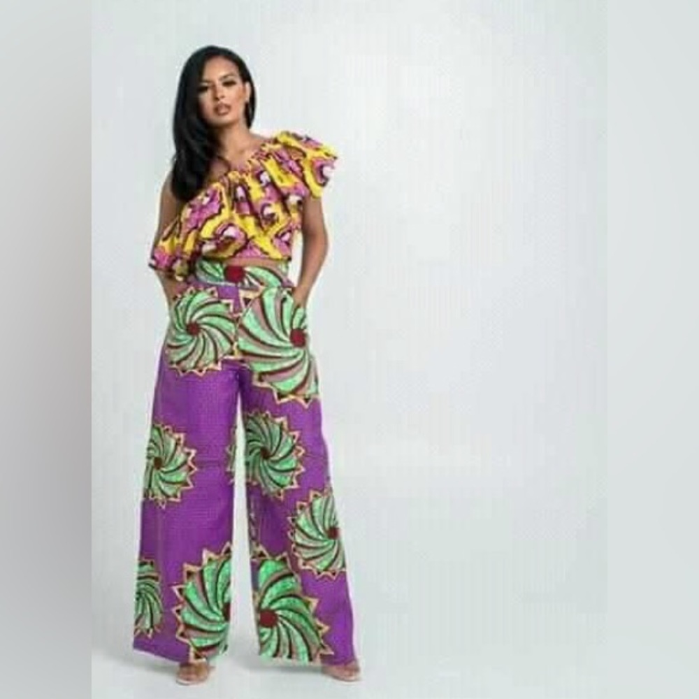 Vibrant Purple wide legs in gorgeous print- Worn once